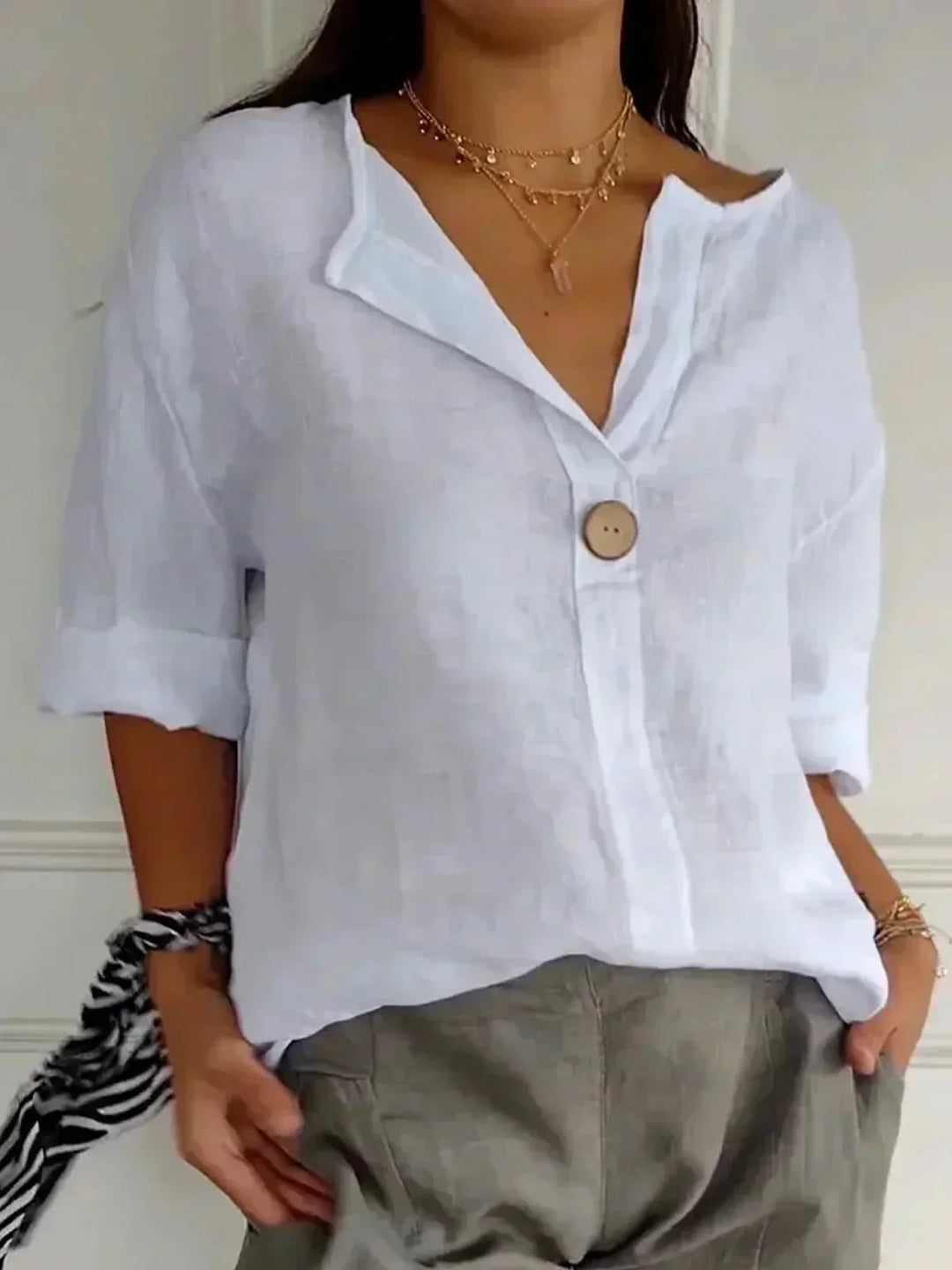 Melbourne The Label | Relaxed V-Neck Linen Top